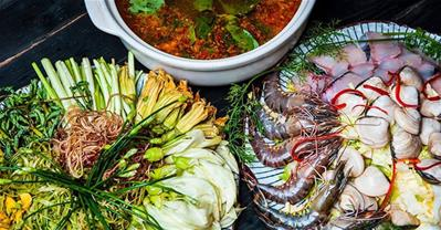 qq8876.com hải sản lá giang chua cay đậm đà hương vị
