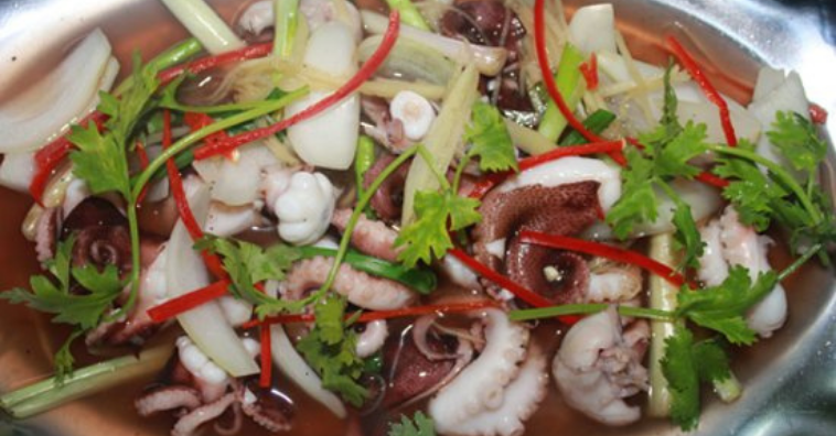 Ruốc nấu chua - qq8876 ăn đặc sản khi đến vùng biển Hạ Long, Quảng Ninh