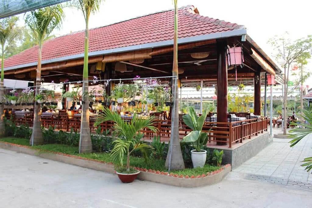 am-thuc-ba-mien-huong-vi-que-huong-7