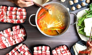 nha-hang-food-center-huynh-tan-phat-slide-2
