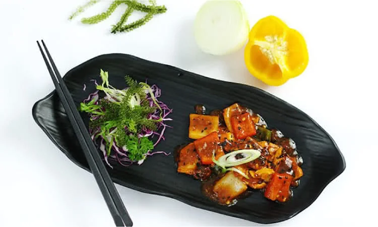 chick-kebabs-nguyen-thi-thap-6