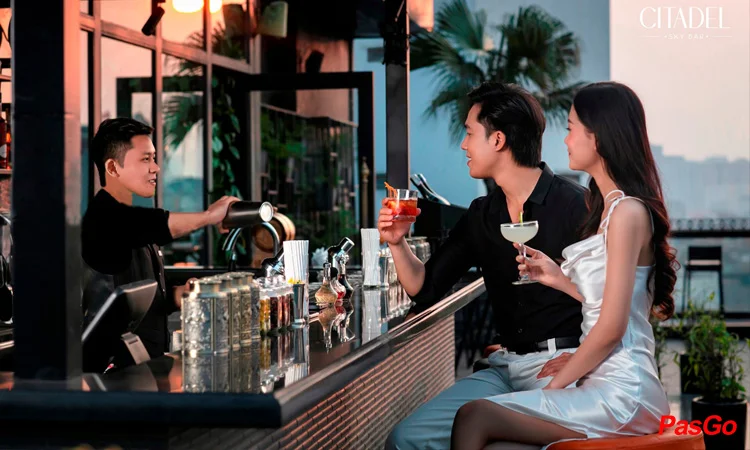 citadel-skybar-11