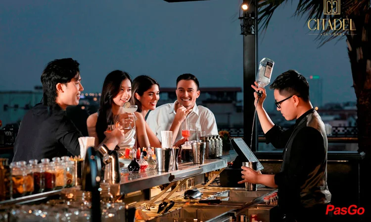 citadel-skybar-12