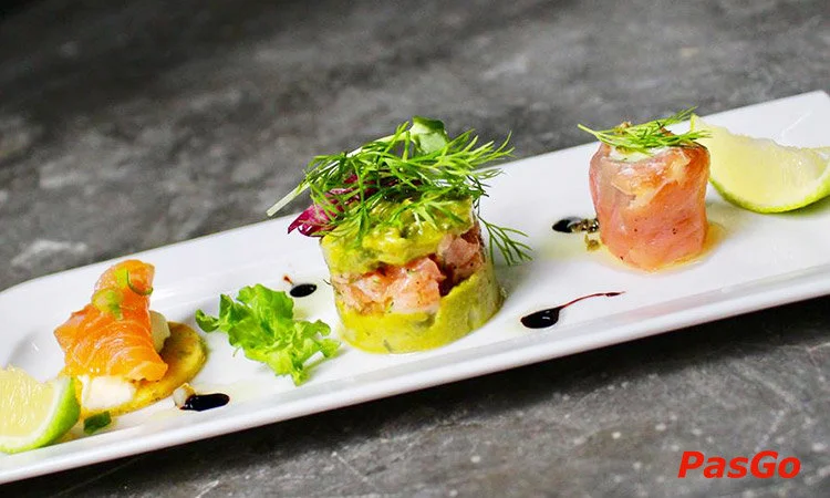 collettes-32-wine-bar-bistro-bui-thi-xuan-slide-2