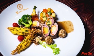 ham-ruou-vang-louis-hoang-hoa-tham-6