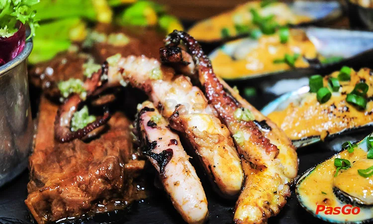 nha-hang-hun-khoi-bbq-13-pasteur-mon-an-anh-5