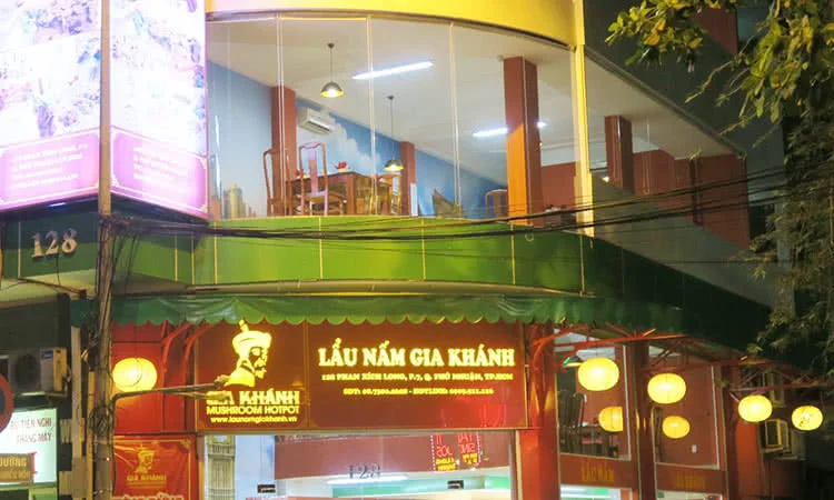 lau-nam-gia-khanh-tay-son-an-nam-sach-bo-duong-10