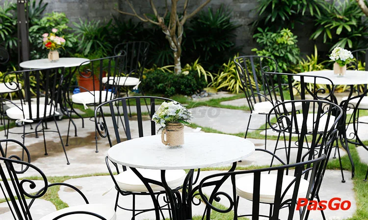 Magnolia-Garden-Fusion-Japanese-Dining-and-Cafe-9