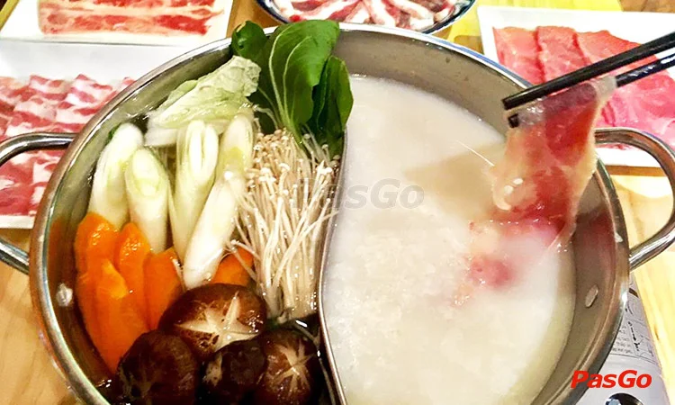 nha-hang-akabeko-japanese-hotpot-and-charcoal-grill-slide-1