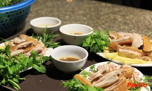 nha-hang-am-yhuc-tre-viet-nguyen-cao-luyen-long-bien-slide-2