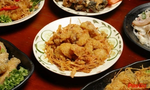 nha-hang-an-vien-127-chua-lang-4