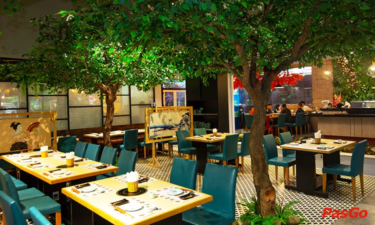nha-hang-asian-garden-lang-ha-10