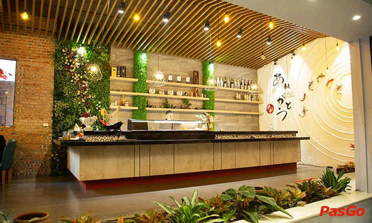 nha-hang-asian-garden-lang-ha-11