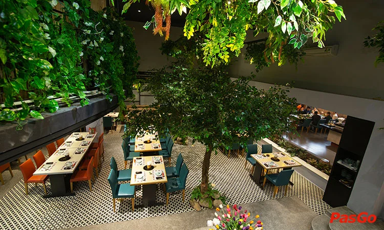 nha-hang-asian-garden-lang-ha-9