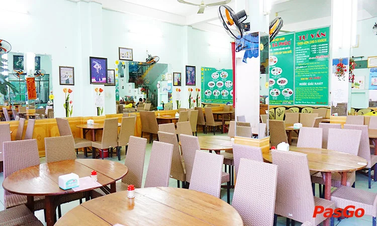 nha-hang-banh-tom-ba-phuc-trung-nu-vuong-10