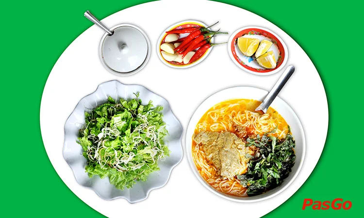 nha-hang-banh-tom-ba-phuc-trung-nu-vuong-7