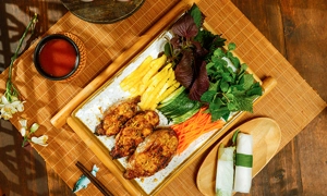 nha-hang-banh-trang-an-vu-thoai-ngoc-hau-1