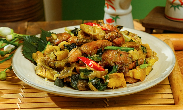 nha-hang-banh-trang-an-vu-thoai-ngoc-hau-7