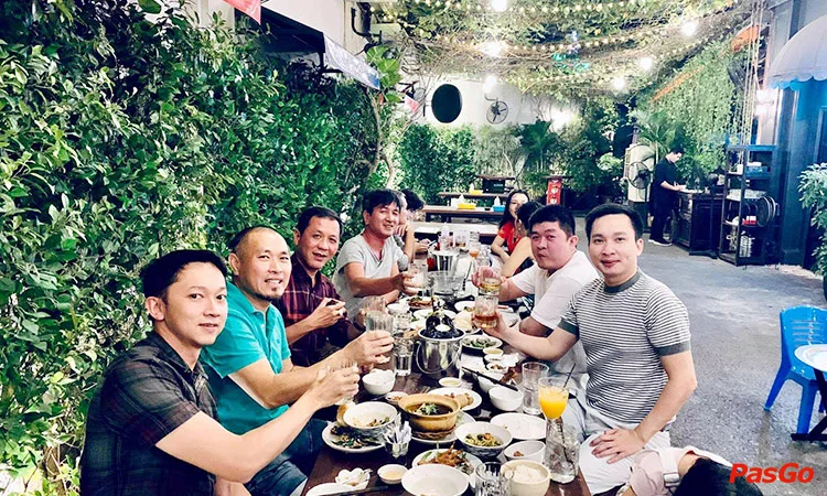 nha-hang-bep-oc-sai-gon-hai-ba-trung-11