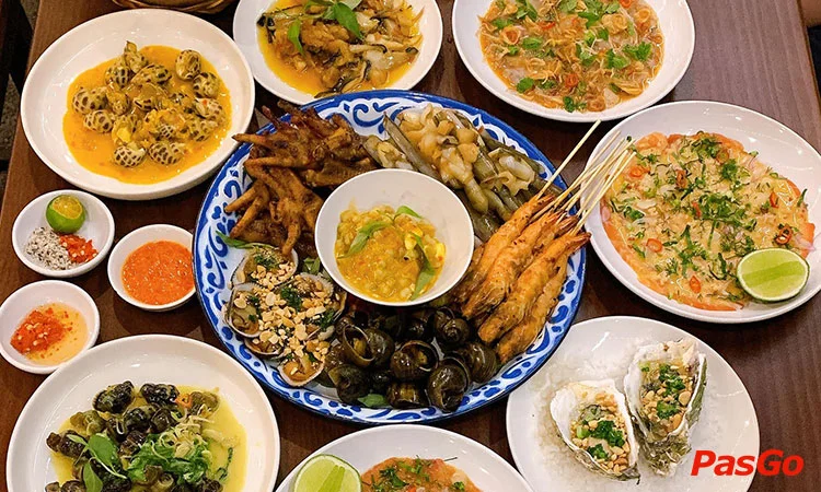 nha-hang-bep-oc-sai-gon-ngo-thoi-nhiem-1