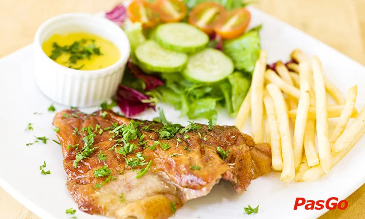 nha-hang-bonjour-resto-nguyen-huy-tuong-5