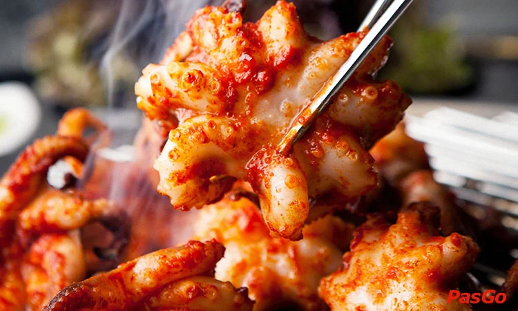 nha-hang-buzza-bbq-nguyen-thi-thap-7