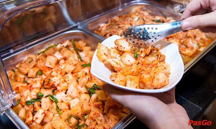 nha-hang-buzza-bbq-nowzone-quan-1-4