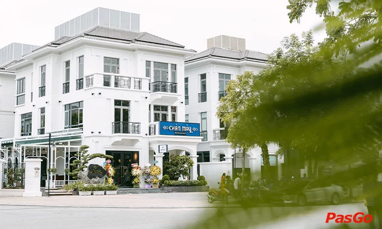 nha-hang-chan-may-vinhomes-riverside-2-long-bien-7