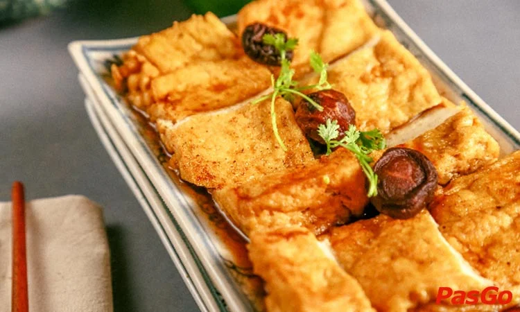 nha-hang-chay-veggie-castle-au-co-3