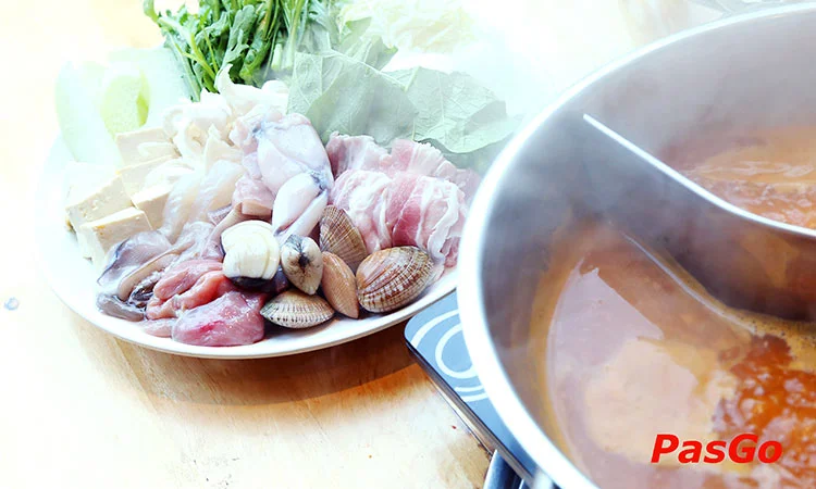 nha-hang-cheap-eats-nguyen-trai-slide-5
