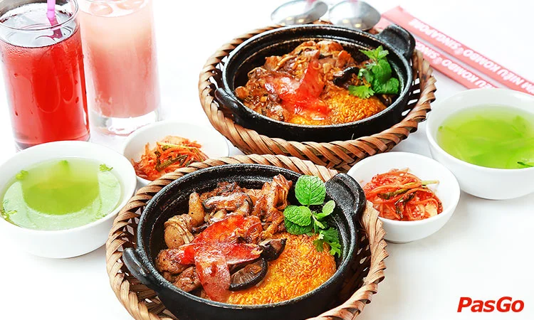 nha-hang-com-nieu-singapore-kombo-hoang-cau-8