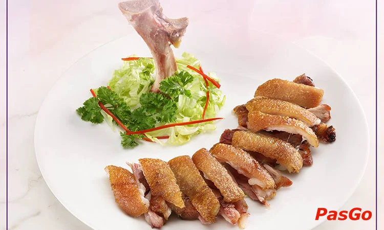 nha-hang-crystal-jade-aeon-mall-binh-tan-slide-8