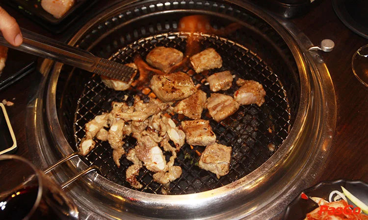 nha-hang-cuu-long-hong-kong-dang-van-ngu-7
