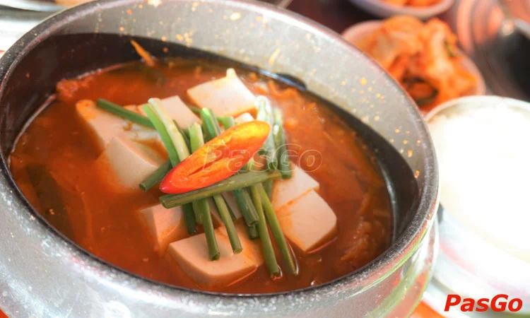 nha-hang-dae-jang-geum-tran-phu-3