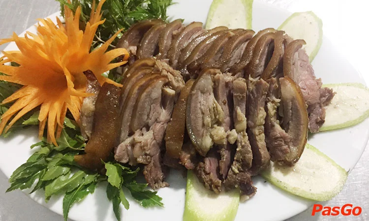 nha-hang-de-vang-nguyen-van-loc-2