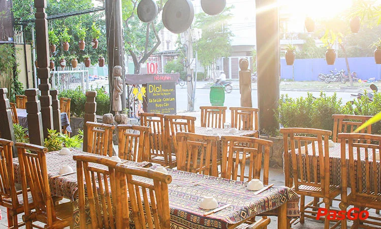 nha-hang-dlai-restaurant-son-tra-da-nang-slide-12
