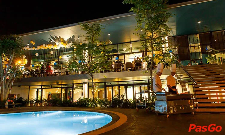 nha-hang-five-star-garden-restaurant-thach-ban-2