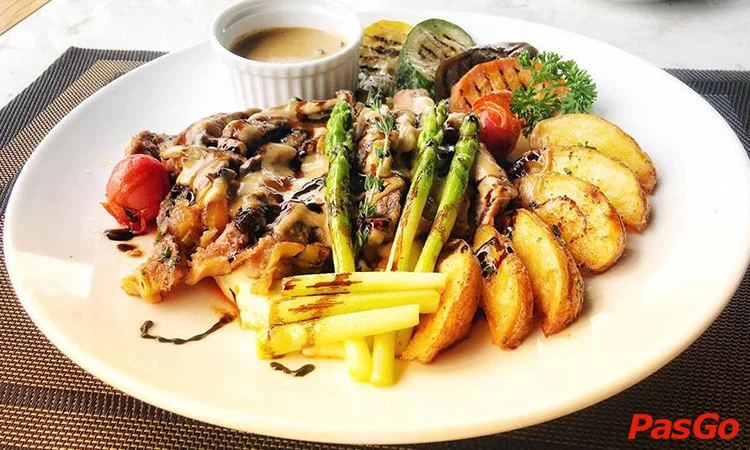 nha-hang-five-star-garden-restaurant-thach-ban-8