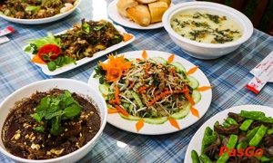 nha-hang-ga-choi-phuong-dai-trung-van-slide-1