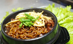 nha-hang-gimbab-han-quoc-dao-tan-am-thuc-xu-kim-chi-3