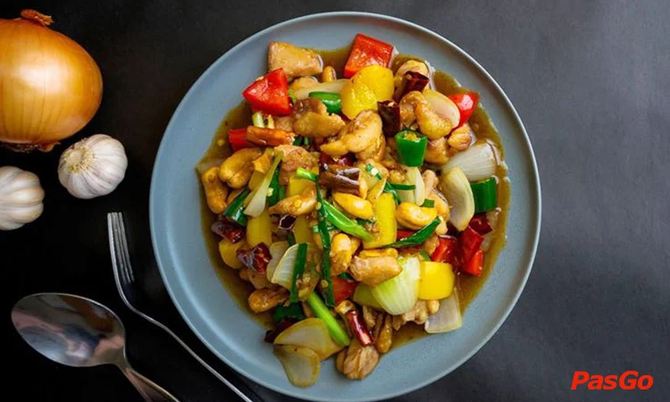 nha-hang-gusto-thai-phan-chu-trinh-7