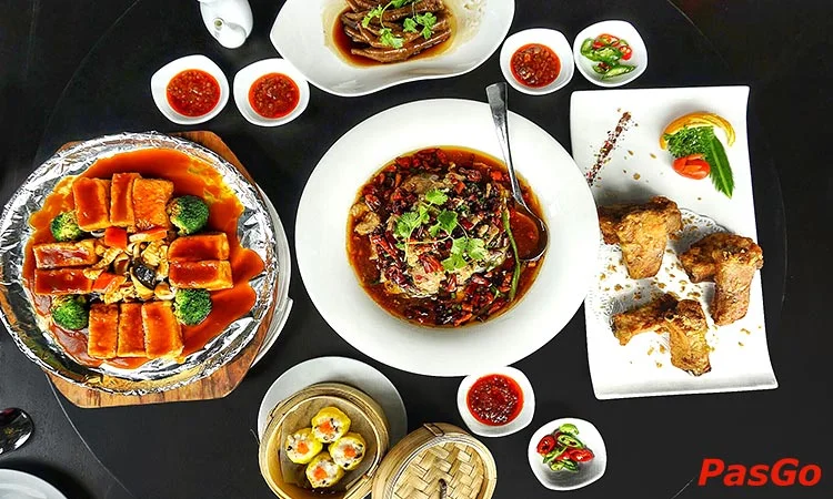 nha-hang-hai-cang-novotel-da-nang-1
