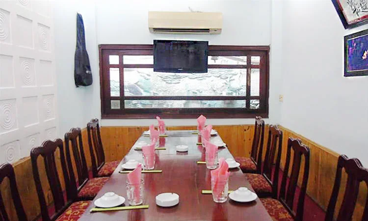 nha-hang-hai-lua-18-bis-phan-van-tri-7c