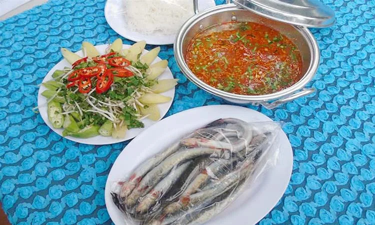 nha-hang-hai-lua-phan-van-tri-slide-2