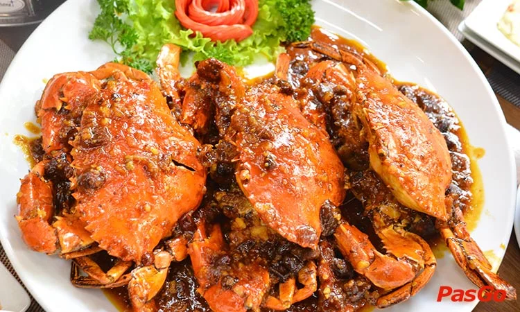 nha-hang-hai-san-cua-bay-do-quang-1