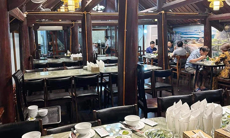 qqq88 qq88 đăng nhập Xóm Vắng Hồ Tây chuyên món ngon về hải sản tươi sống 11