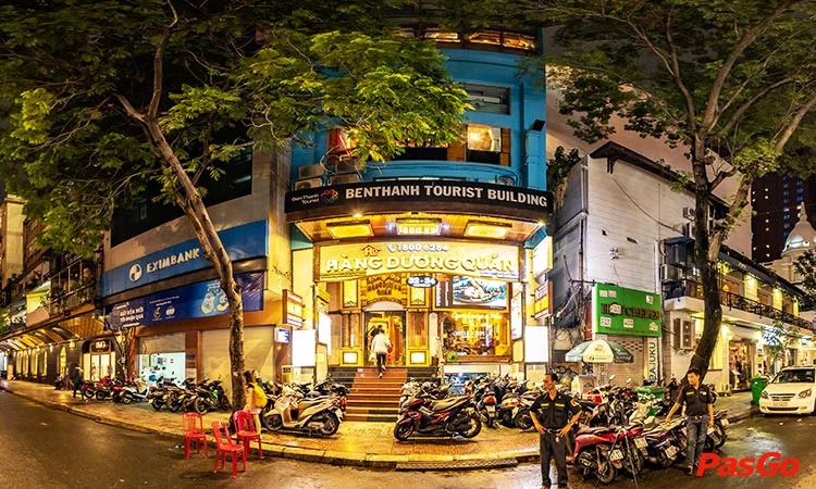 nha-hang-hang-duong-quan-ngo-duc-ke-slide-2