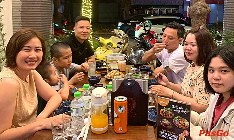 qqq88 Hẻm 8 Xa La Chuyên món Việt & Dimsum 12