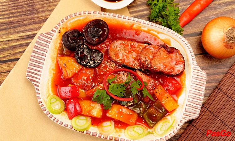 qqq88 Hồ Lô Gia Phạm Văn Chí 3