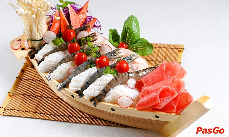 nha-hang-hue-delights-takashimaya-quan-1-8